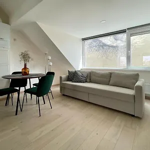 Charming Duplex On The Canal Appartement