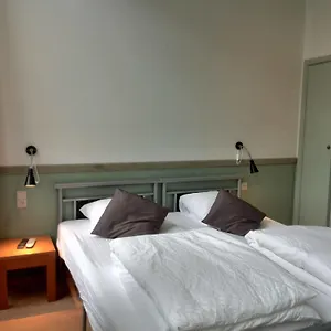 Otel Sabina, Brüksel